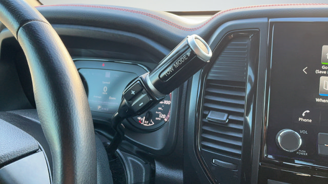 Used 2024 Nissan Titan PRO-4X w/ Pro-4x Convenience Package AWD/4WD image 18