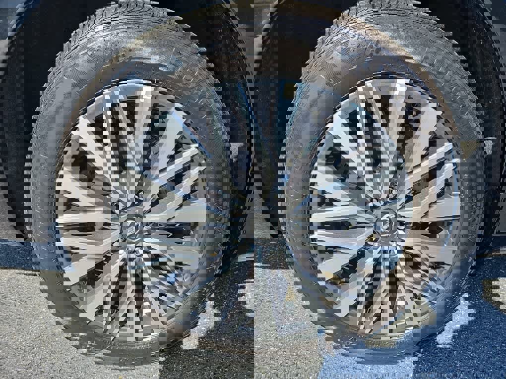 Used 2025 Nissan Altima 2.5 SV image 10