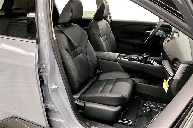 New 2026 Nissan Rogue Dark Armor AWD/4WD image 34
