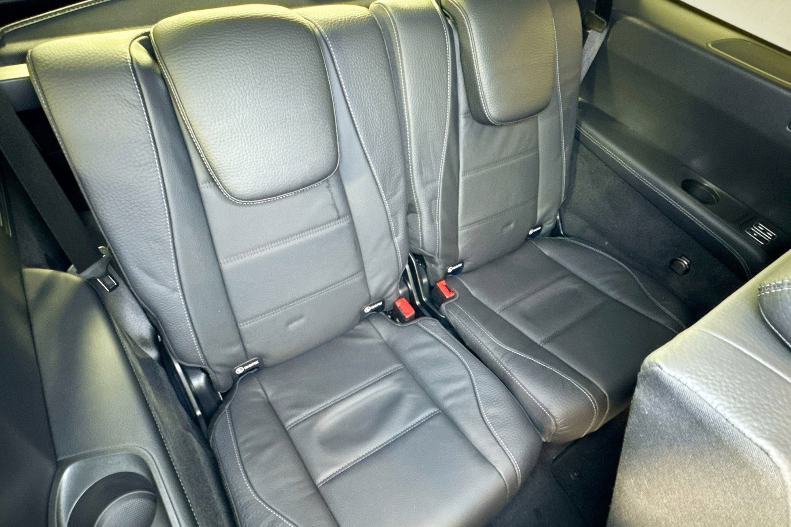 New 2026 Mercedes-Benz GLS 450 4MATIC image 25