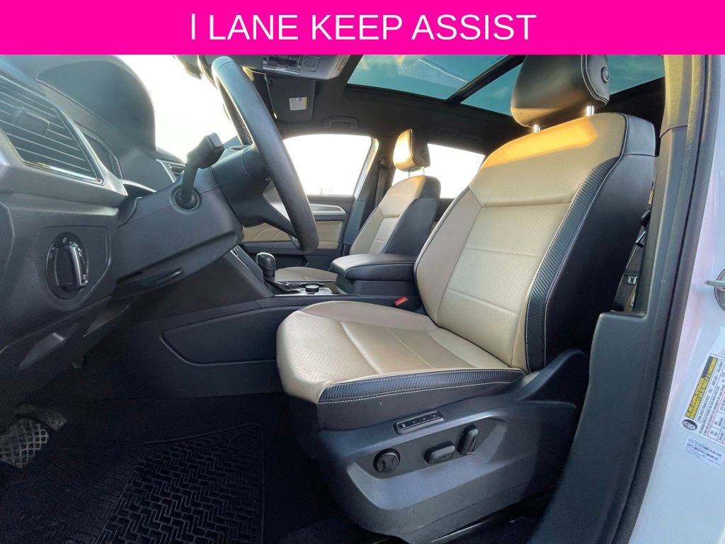 Used 2023 Volkswagen Atlas Cross Sport SEL image 18