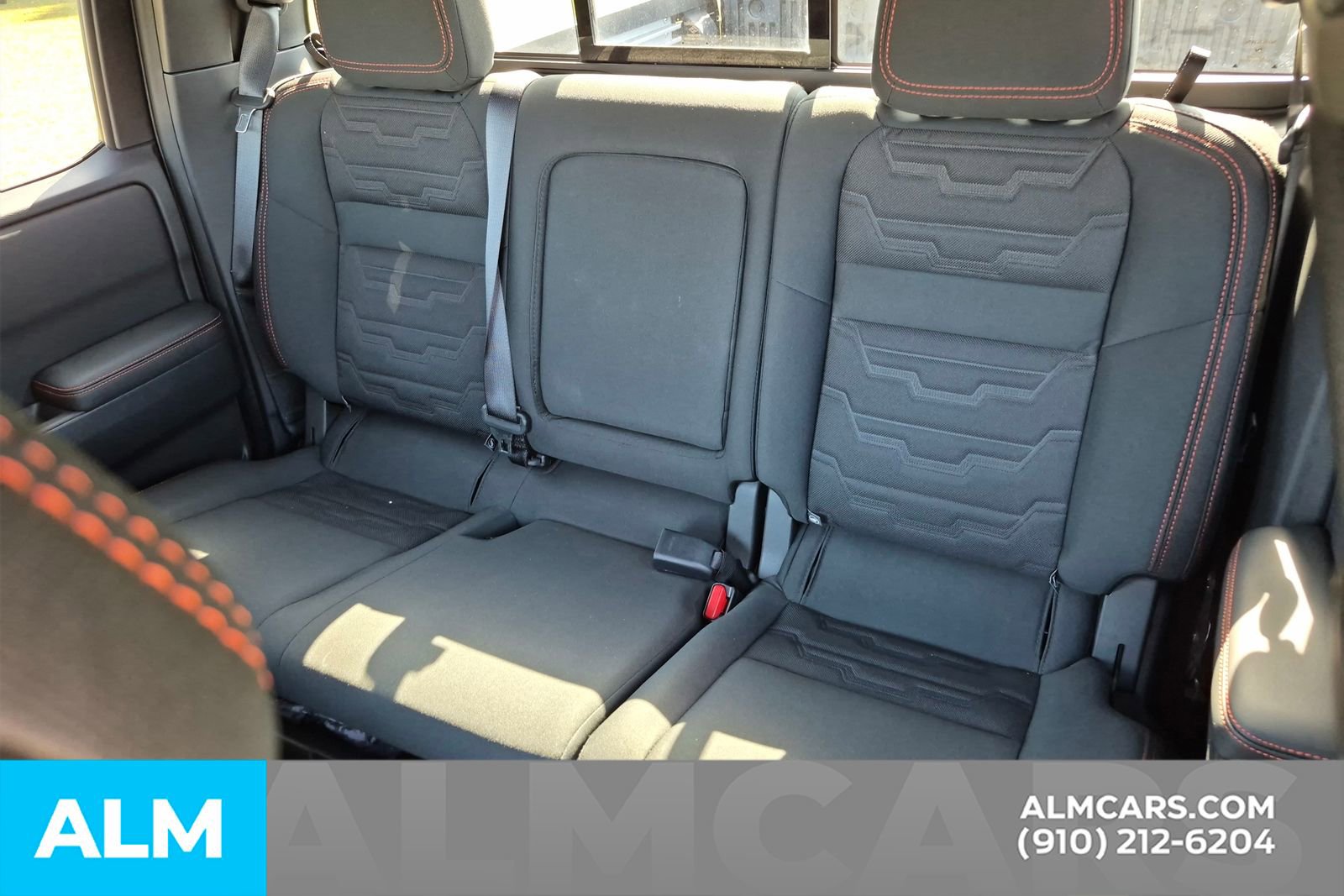 Used 2023 Nissan Frontier PRO-4X w/ Pro Convenience Package image 18