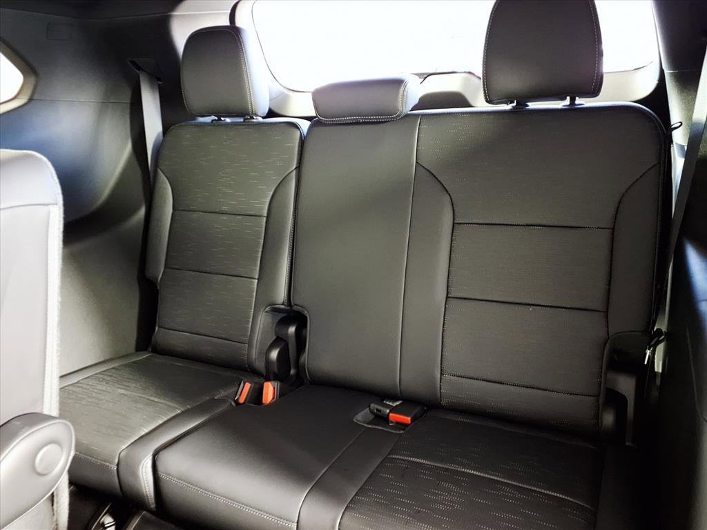 New 2026 Buick Enclave Sport Touring w/ Super Cruise Package image 18