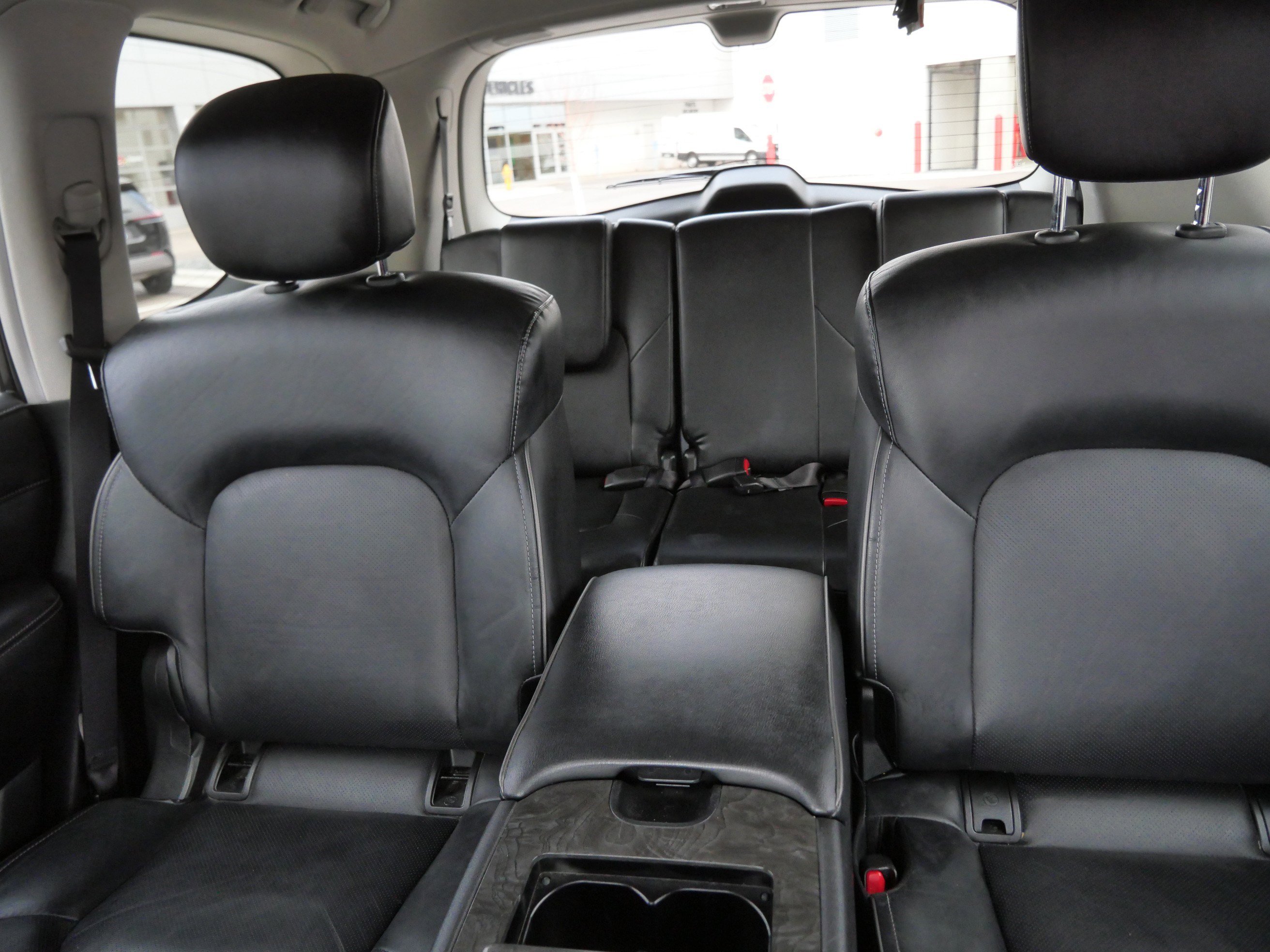 Used 2024 INFINITI QX80 Luxe AWD/4WD image 13