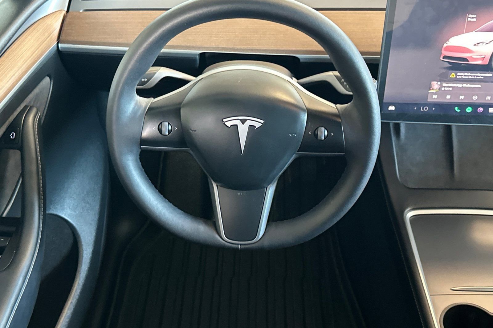 Used 2023 Tesla Model Y Long Range image 11
