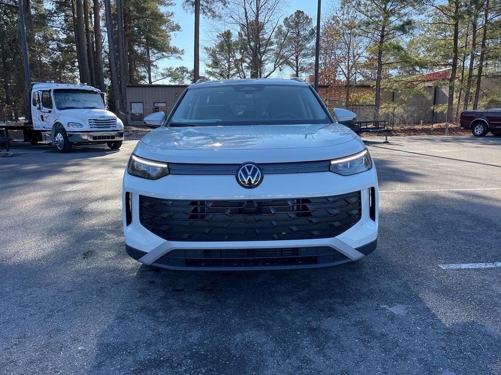 New 2026 Volkswagen Tiguan S FWD image 3