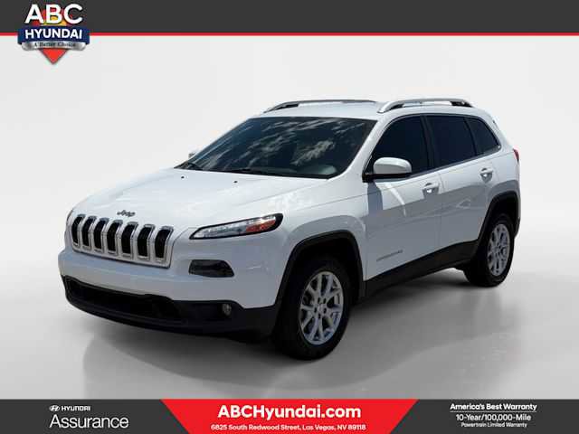 Used 2017 Jeep Cherokee Latitude FWD image 1
