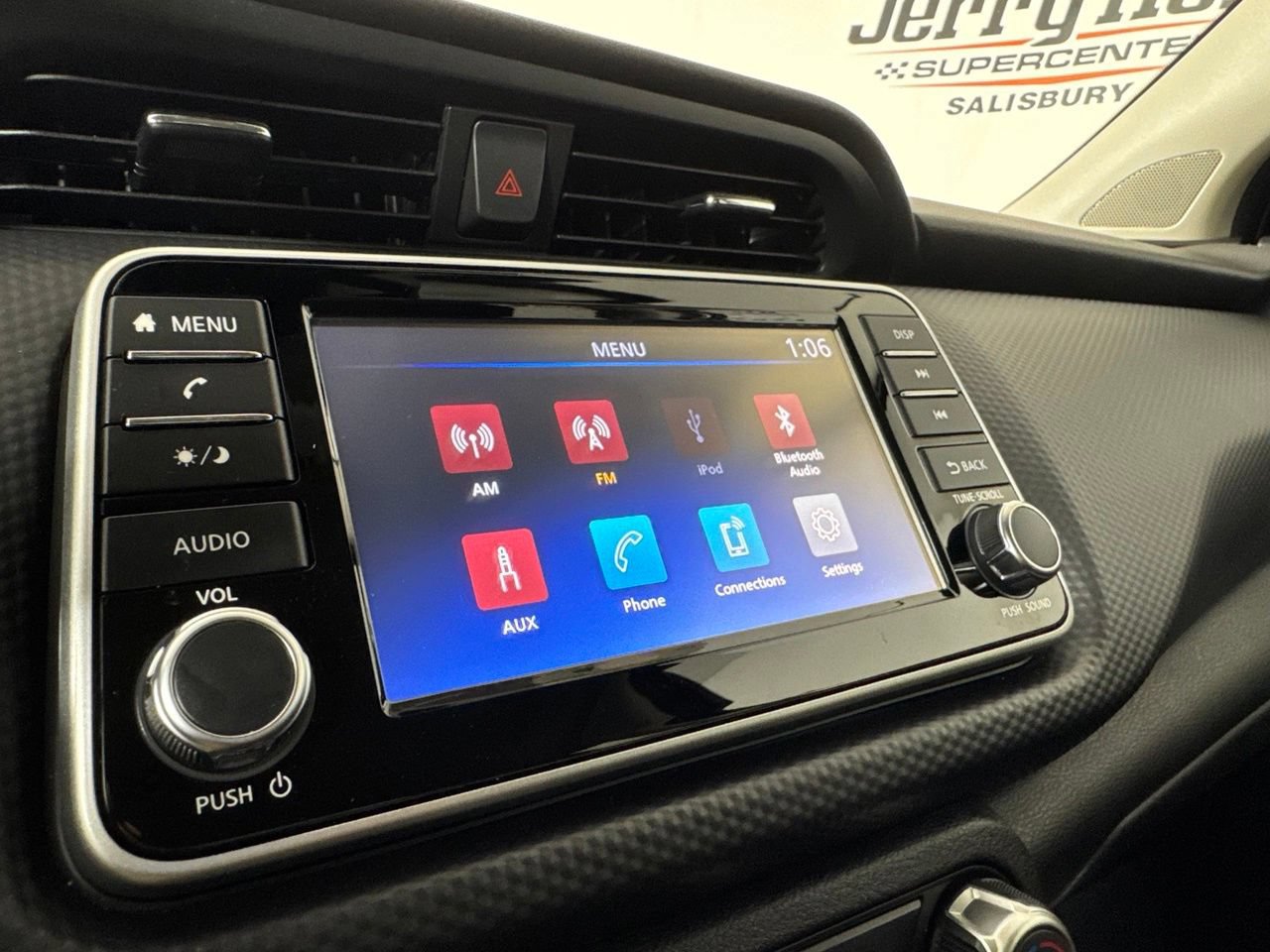 Used 2024 Nissan Kicks S FWD image 17