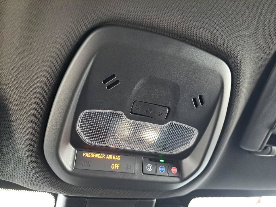 Used 2024 Buick Envista Sport Touring w/ Convenience I Package FWD image 33