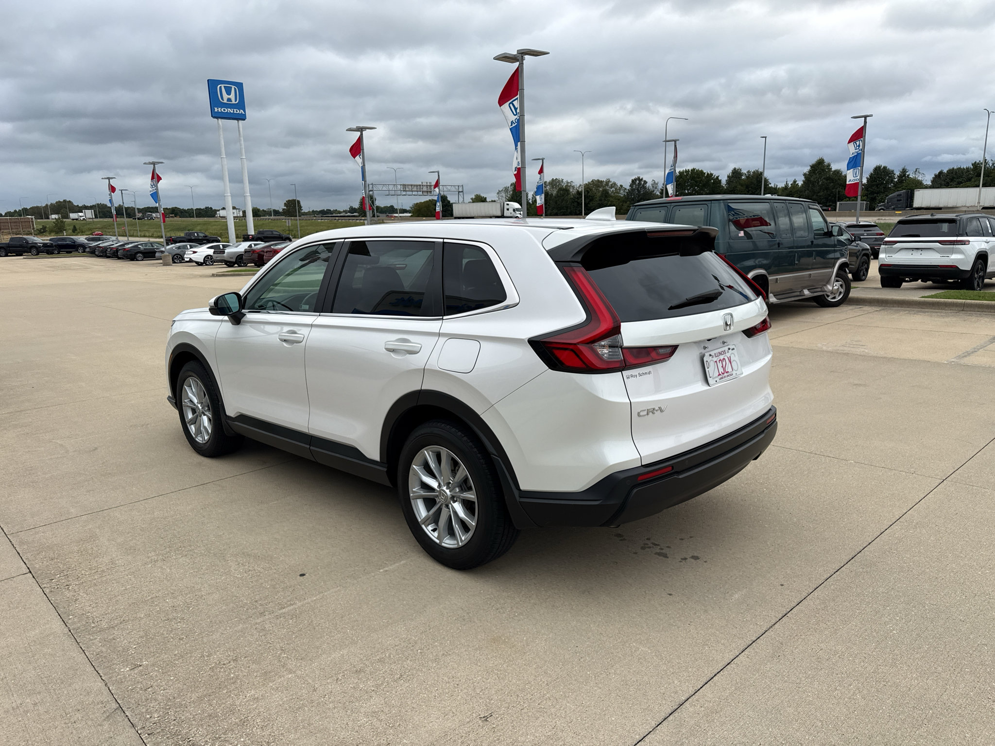 Used 2024 Honda CR-V EX-L image 7