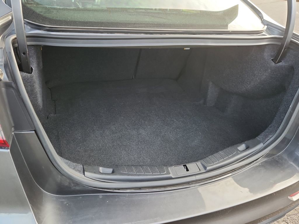 Used 2019 Ford Fusion S image 11