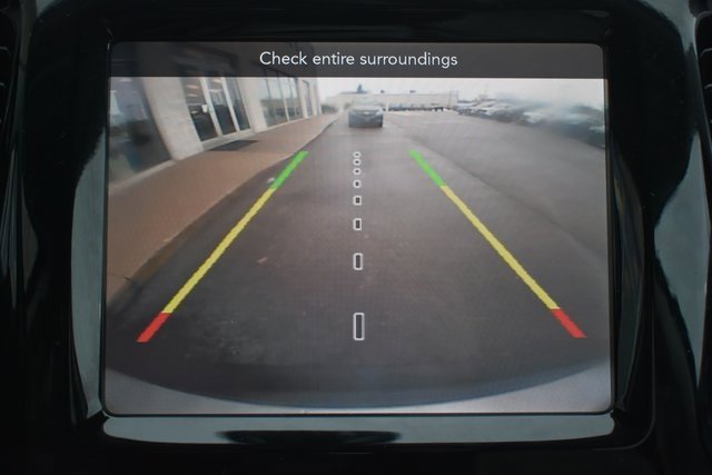 Used 2019 Jeep Cherokee Limited image 27