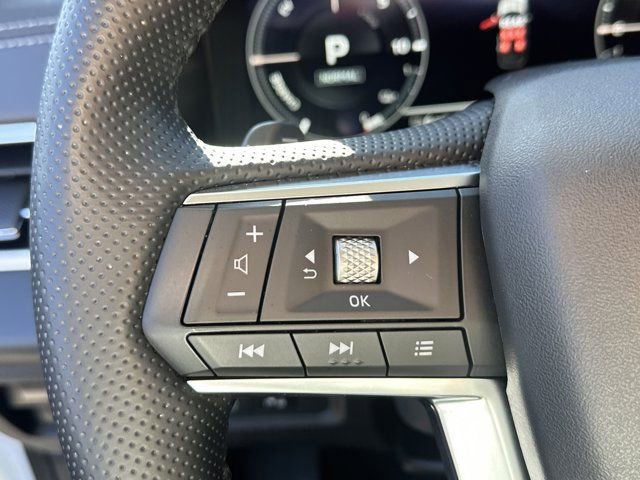 Used 2024 Mitsubishi Outlander SE image 28