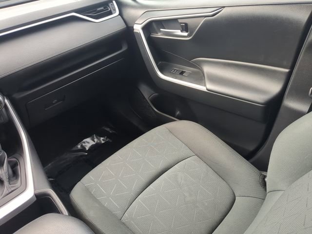 Used 2023 Toyota RAV4 XLE image 18