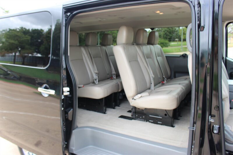 Used 2015 Nissan NV 3500 SL w/ Technology Package RWD image 16