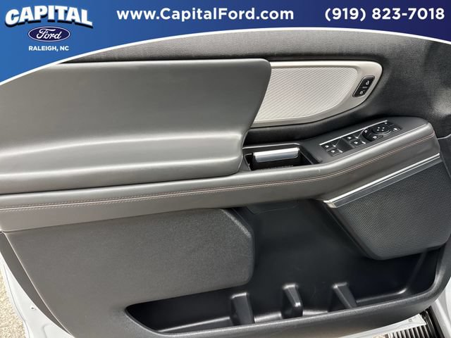 Certified 2025 Ford Expedition Active AWD/4WD image 19