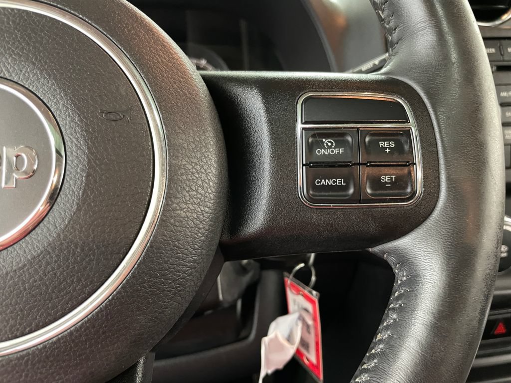 Used 2017 Jeep Patriot High Altitude AWD/4WD image 22