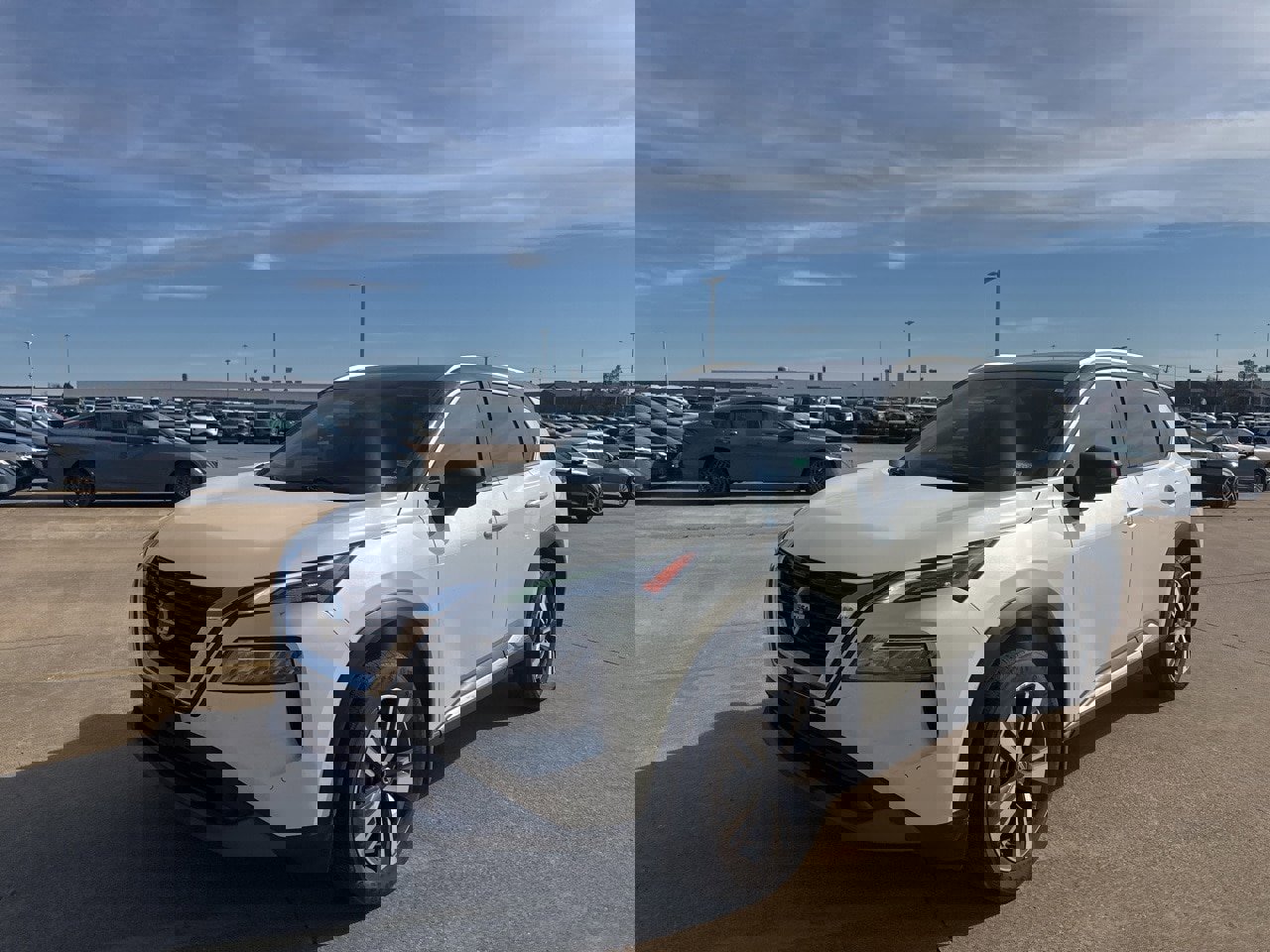 Used 2021 Nissan Rogue SL w/ Premium Package image 7