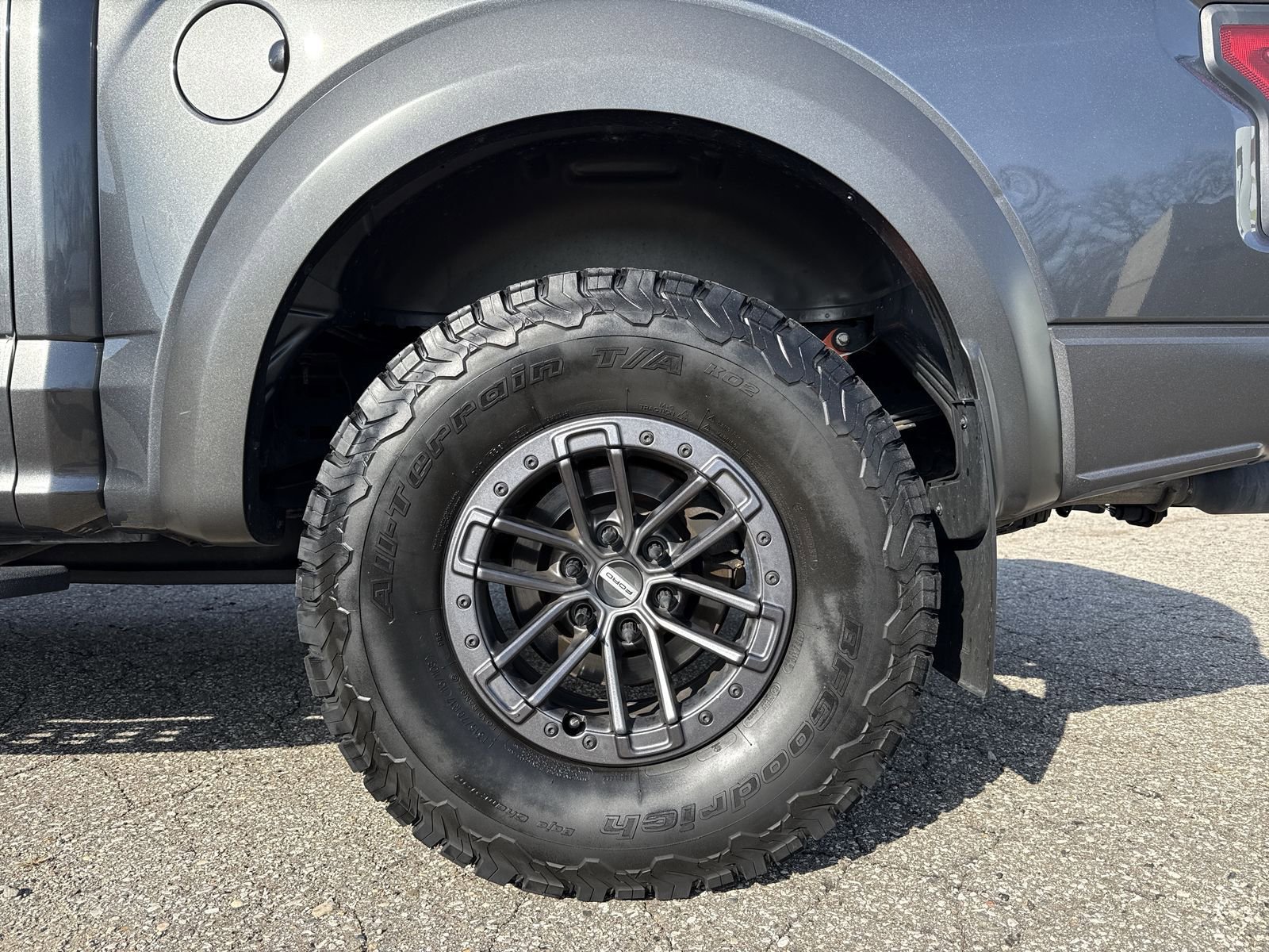 Used 2020 Ford F150 Raptor w/ Equipment Group 802A Luxury AWD/4WD image 15