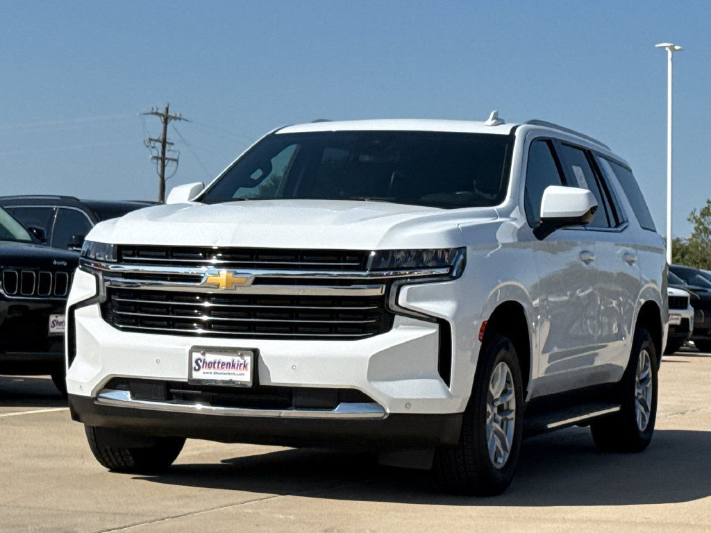 Used 2023 Chevrolet Tahoe LT AWD/4WD image 3
