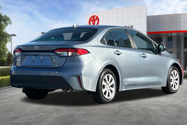 Certified 2024 Toyota Corolla LE FWD image 5