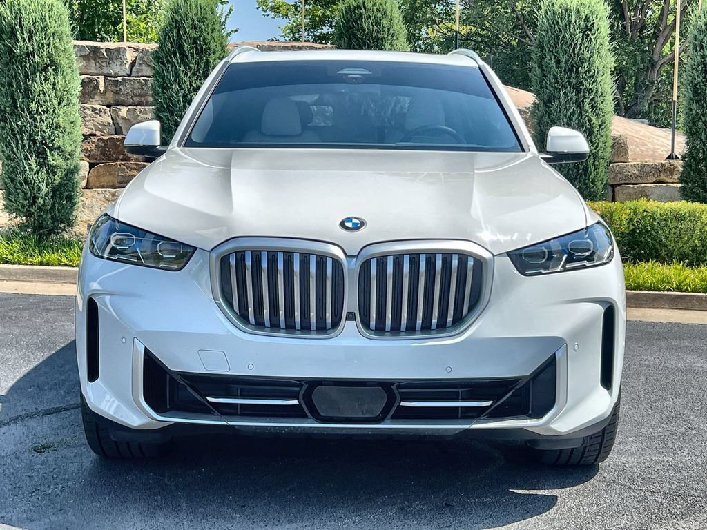 Used 2024 BMW X5 xDrive40i w/ Premium Package AWD/4WD image 8