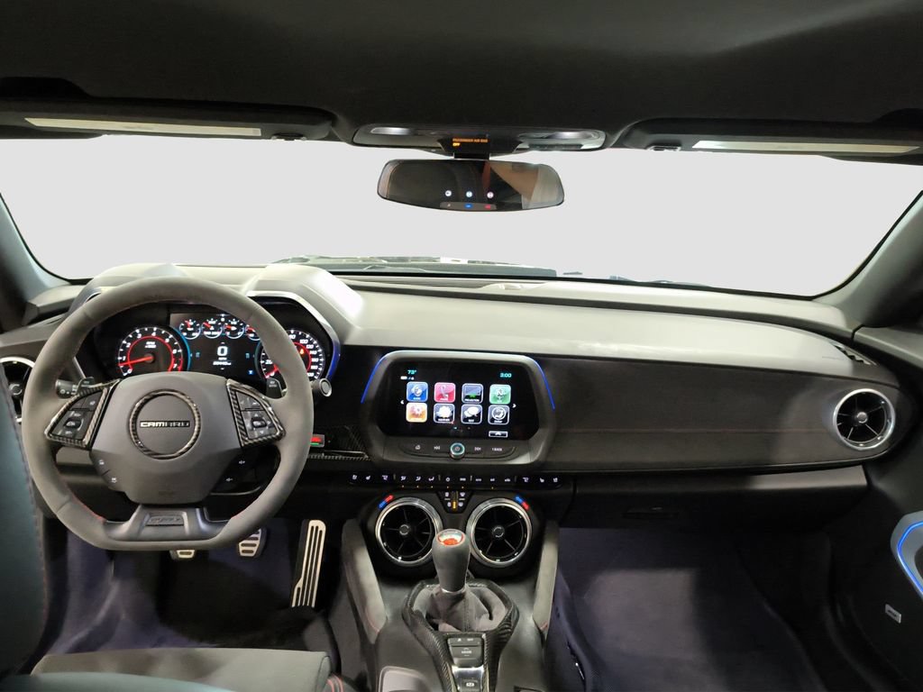 Used 2017 Chevrolet Camaro ZL1 RWD image 5