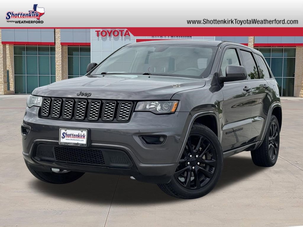 Used 2018 Jeep Grand Cherokee Altitude