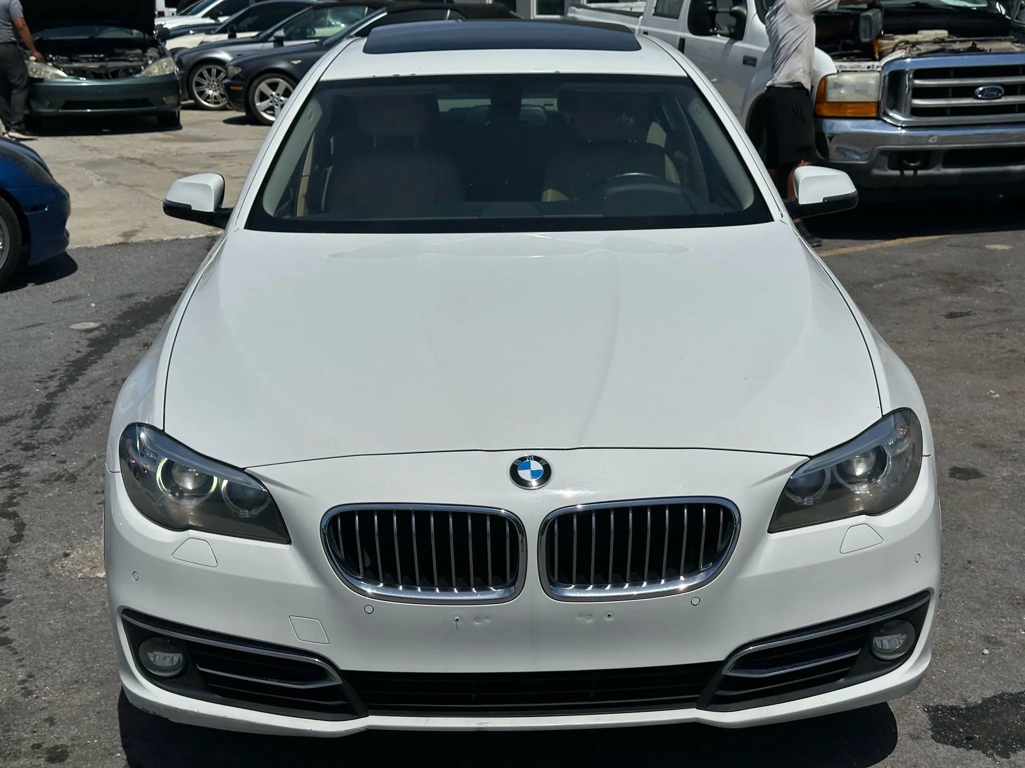 Used 2014 BMW 528i xDrive Sedan AWD/4WD image 9