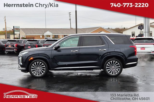 Used 2024 Hyundai Palisade Calligraphy image 4