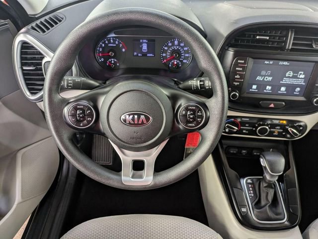 Used 2020 Kia Soul LX image 17