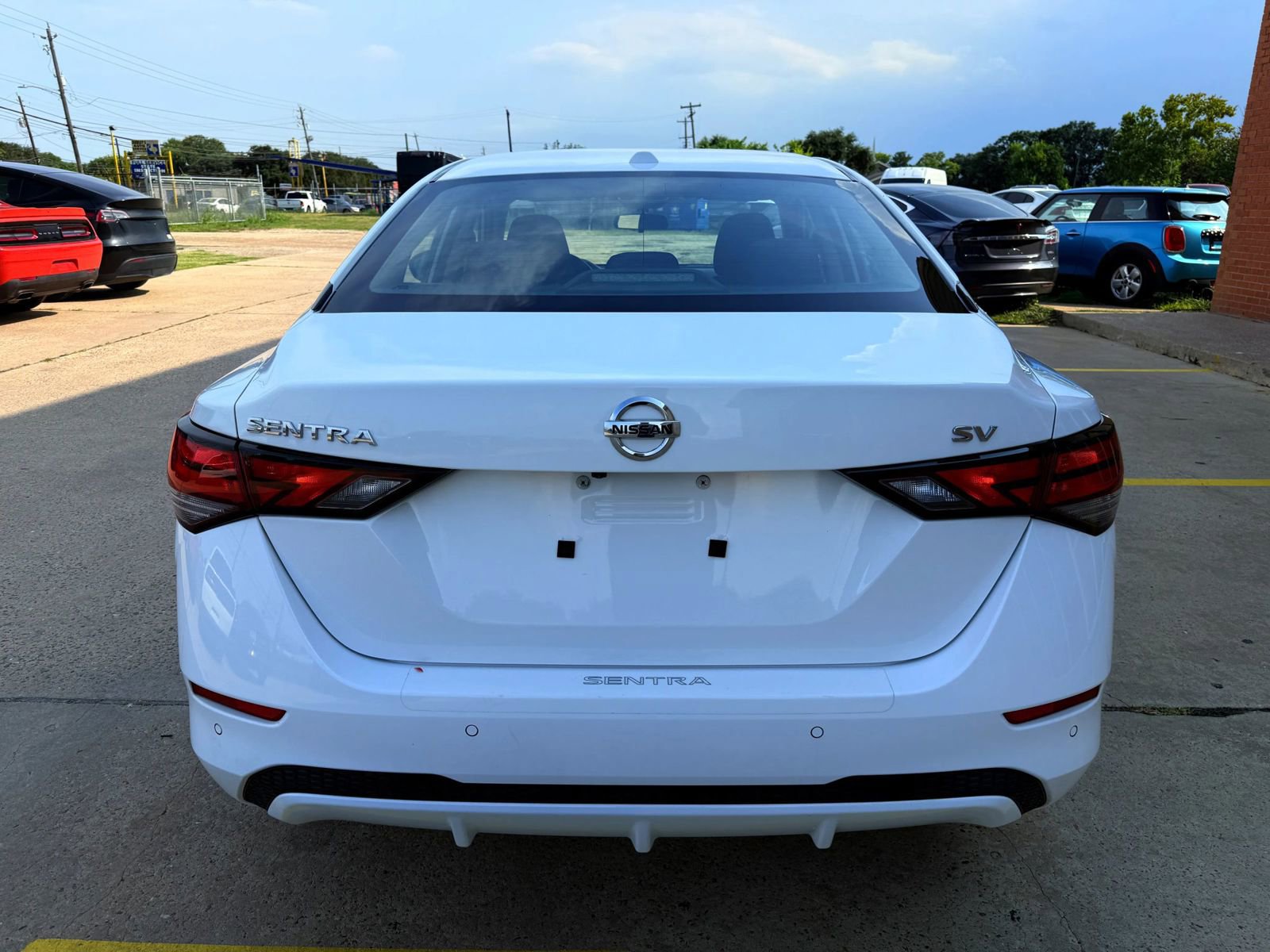 Used 2022 Nissan Sentra SV image 7