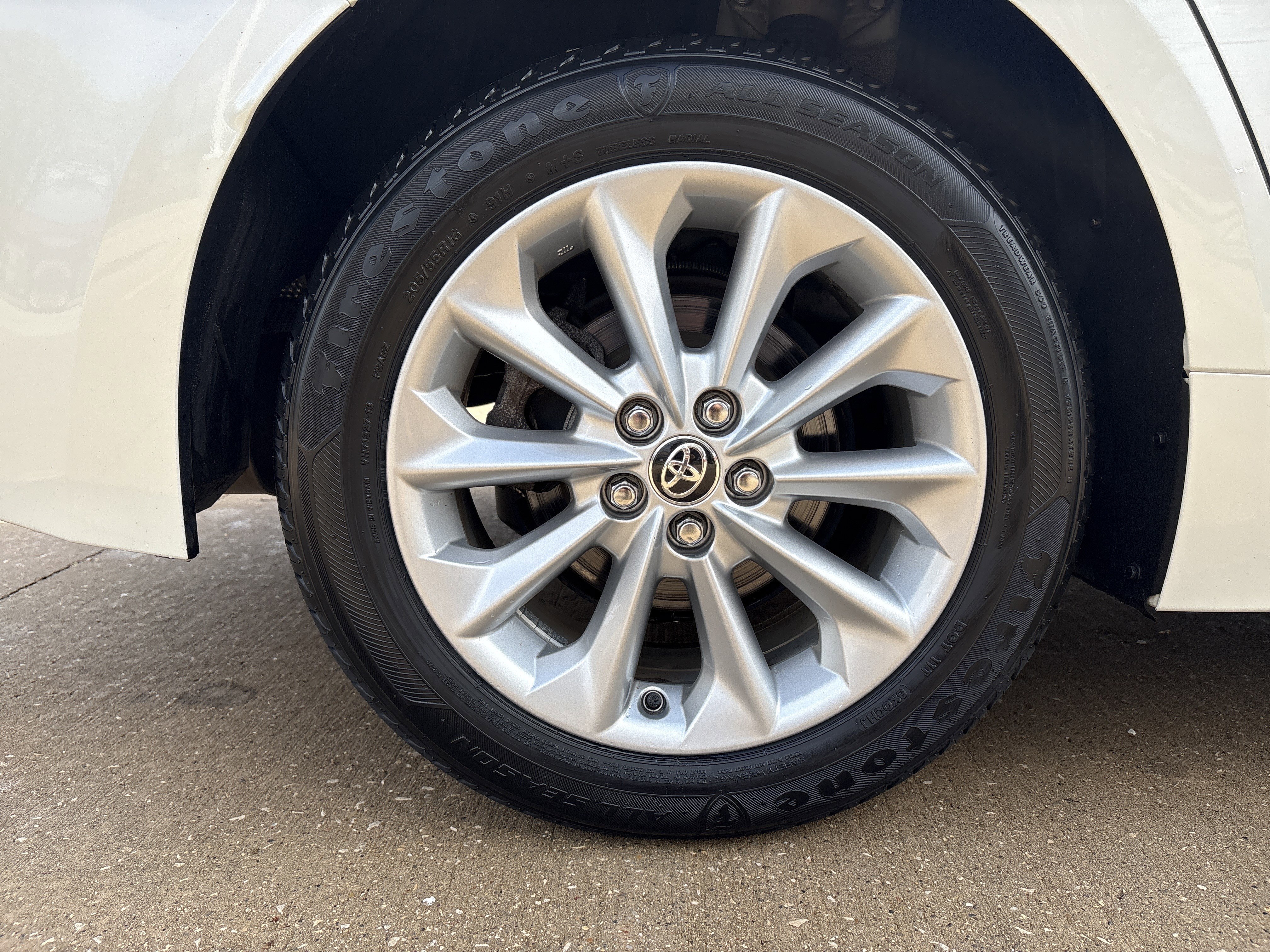 Used 2020 Toyota Corolla LE w/ LE Convenience Package image 8