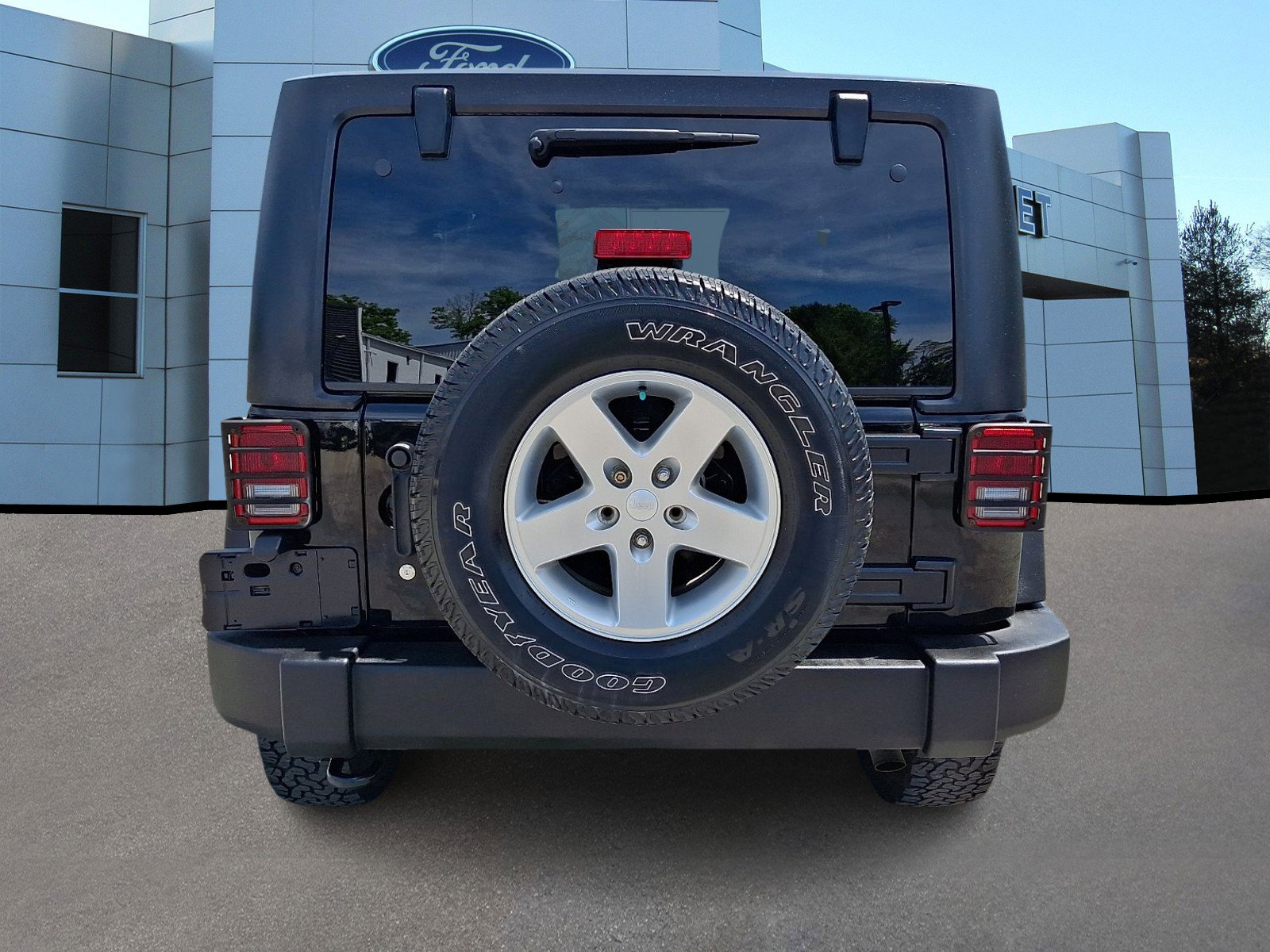 Used 2015 Jeep Wrangler Sport w/ Quick Order Package 24S AWD/4WD image 7