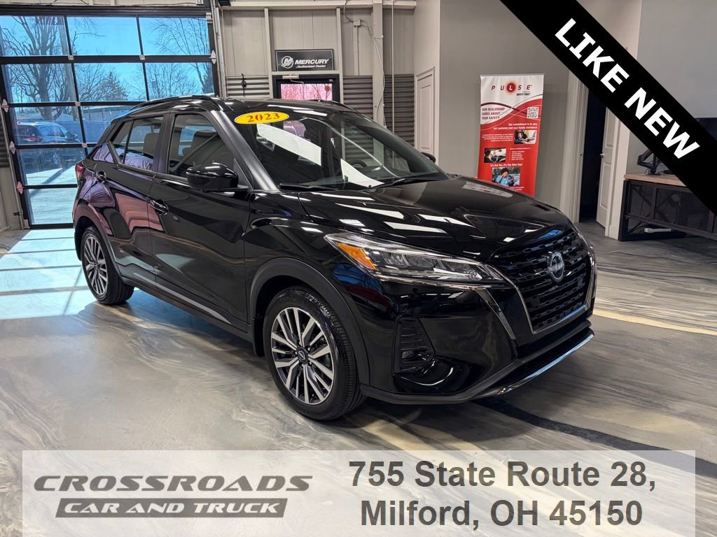 Used 2023 Nissan Kicks SR