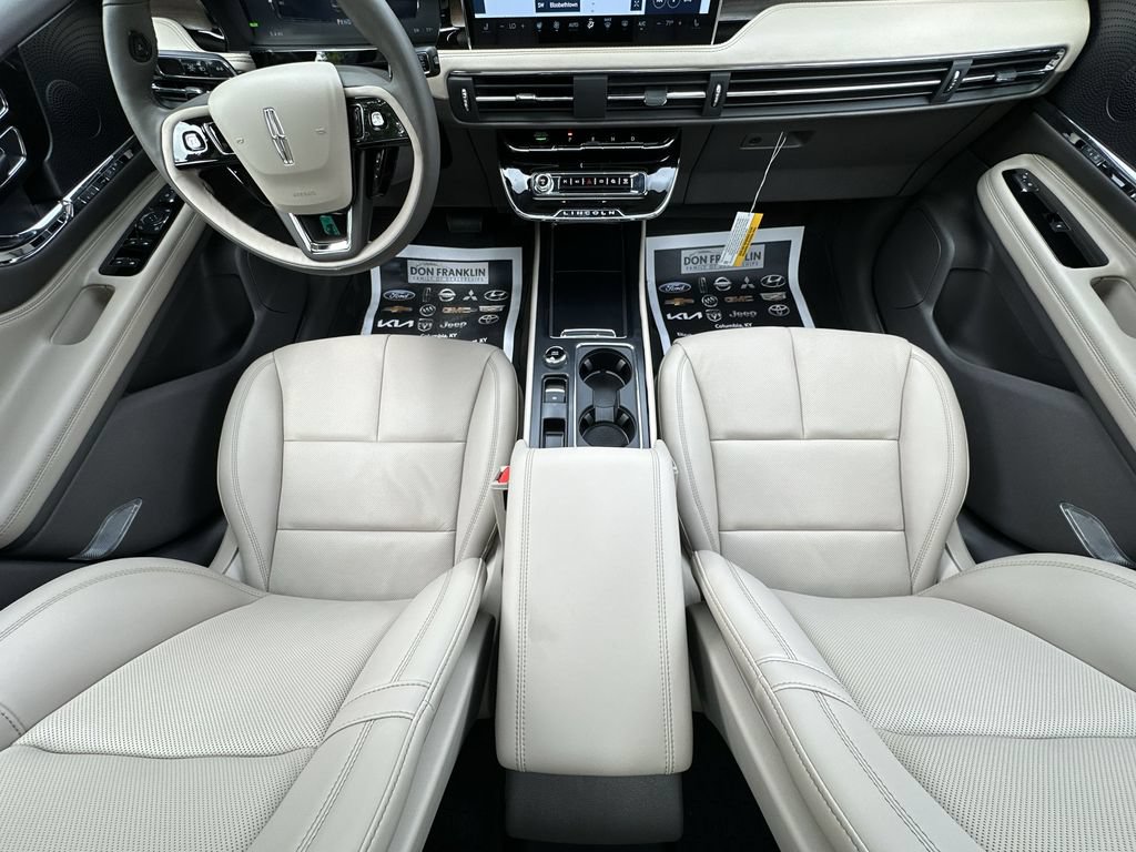 New 2024 Lincoln Corsair Grand Touring w/ Equipment Group 301A AWD/4WD image 21