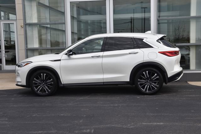 Used 2021 INFINITI QX50 Luxe w/ Appearance Package AWD/4WD image 10
