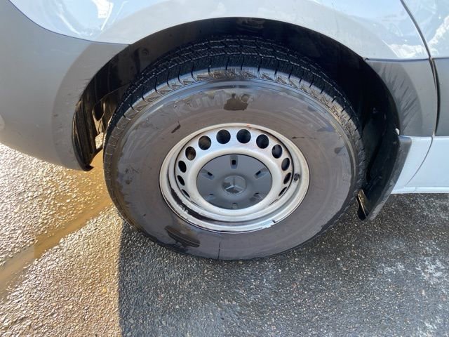 Used 2024 Mercedes-Benz Sprinter 2500 image 10