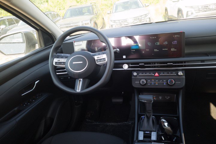 New 2026 Hyundai Tucson Blue SE FWD image 19