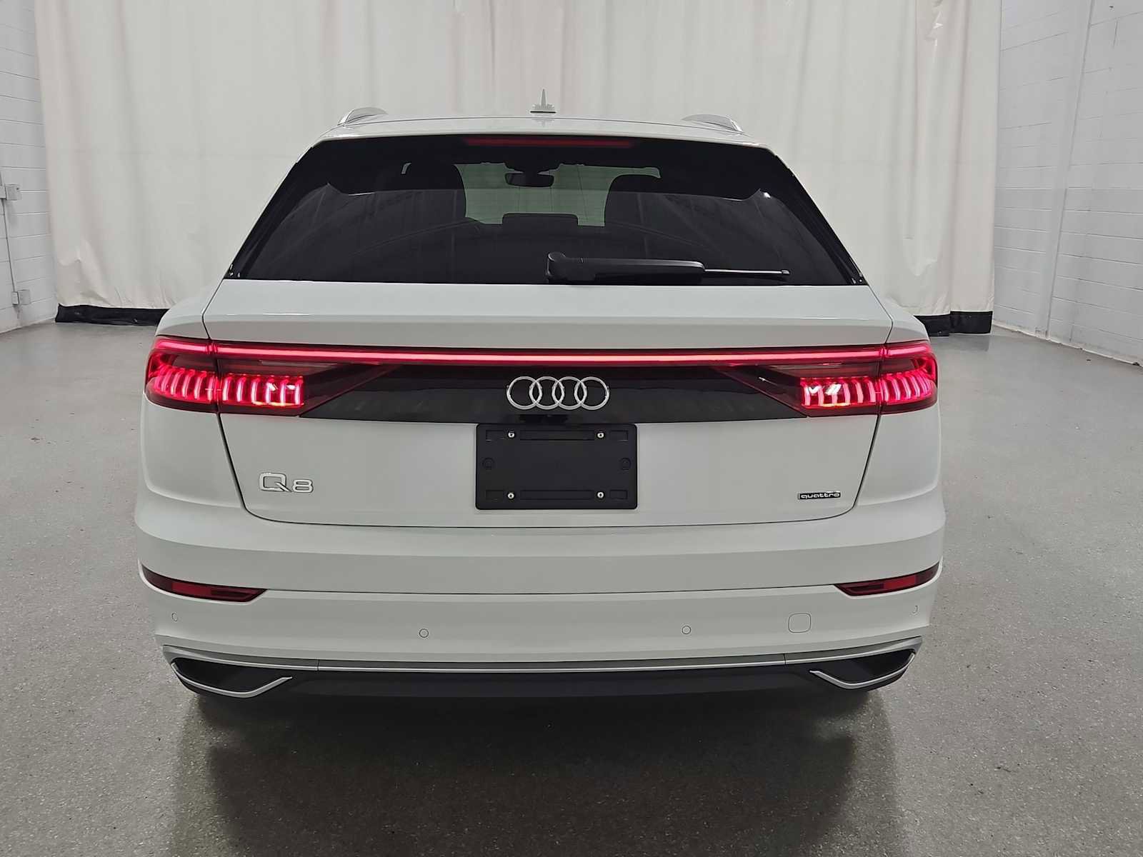 Used 2023 Audi Q8 Prestige image 7