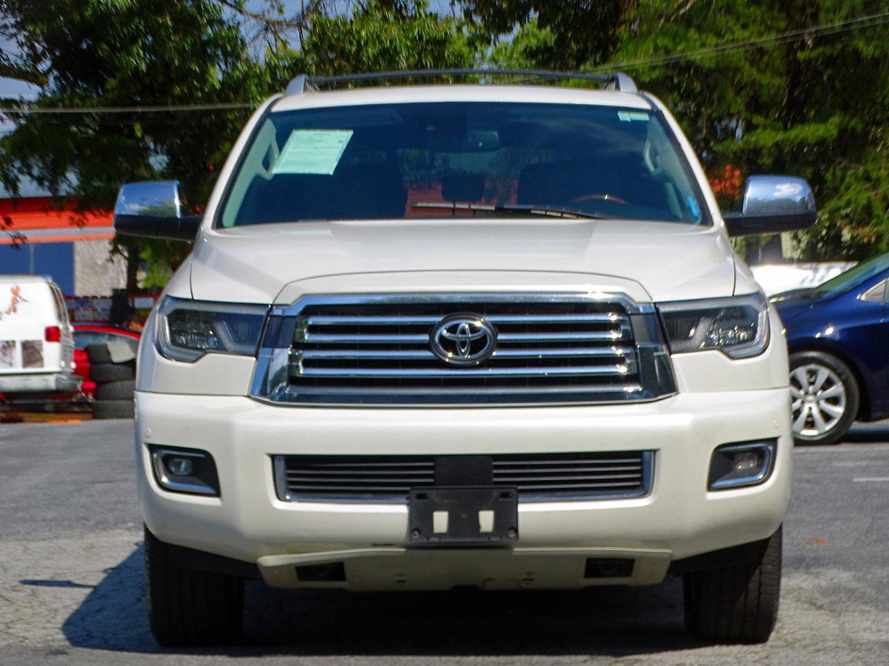Used 2018 Toyota Sequoia Platinum AWD/4WD image 6