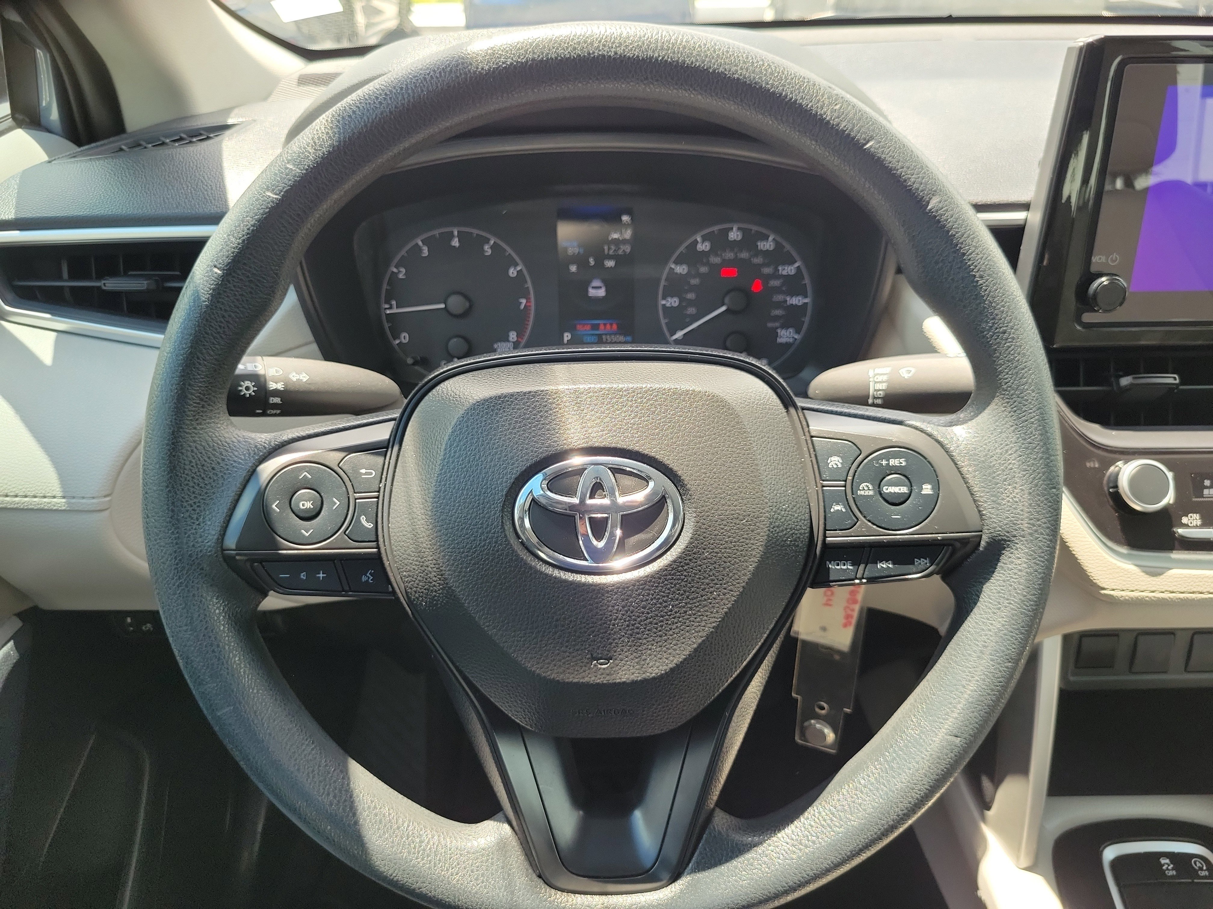 Used 2023 Toyota Corolla Cross L FWD image 23