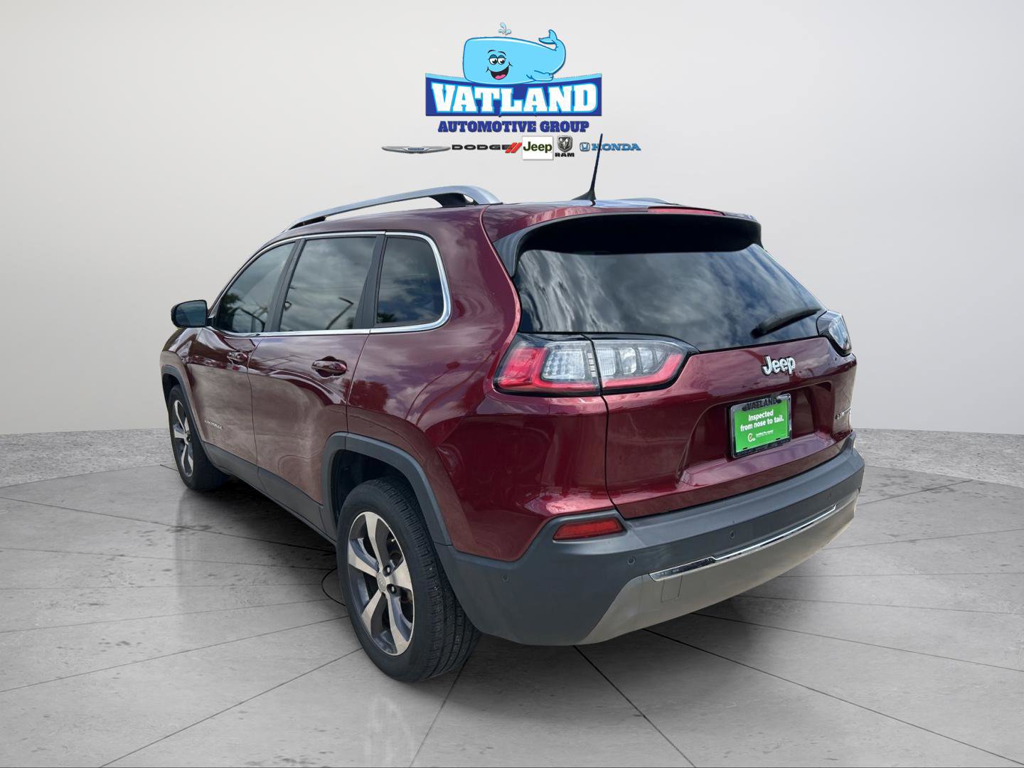 Certified 2019 Jeep Cherokee Limited w/ Technology Group FWD image 3