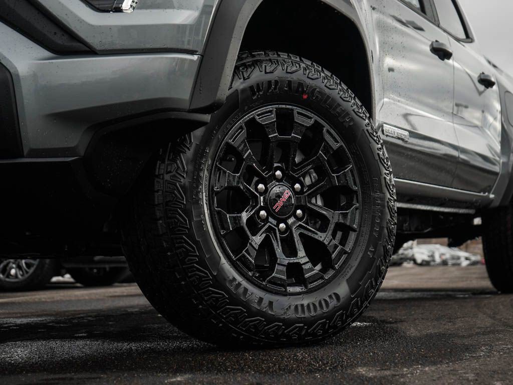 New 2026 GMC Canyon Elevation w/ Convenience Package AWD/4WD image 6