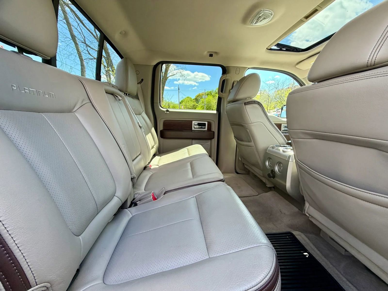 Used 2010 Ford F150 Harley-Davidson AWD/4WD image 16