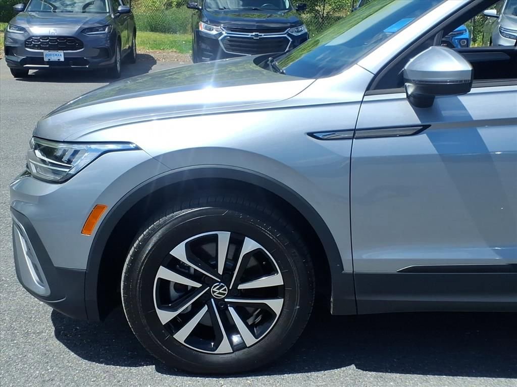 Used 2024 Volkswagen Tiguan S FWD image 7