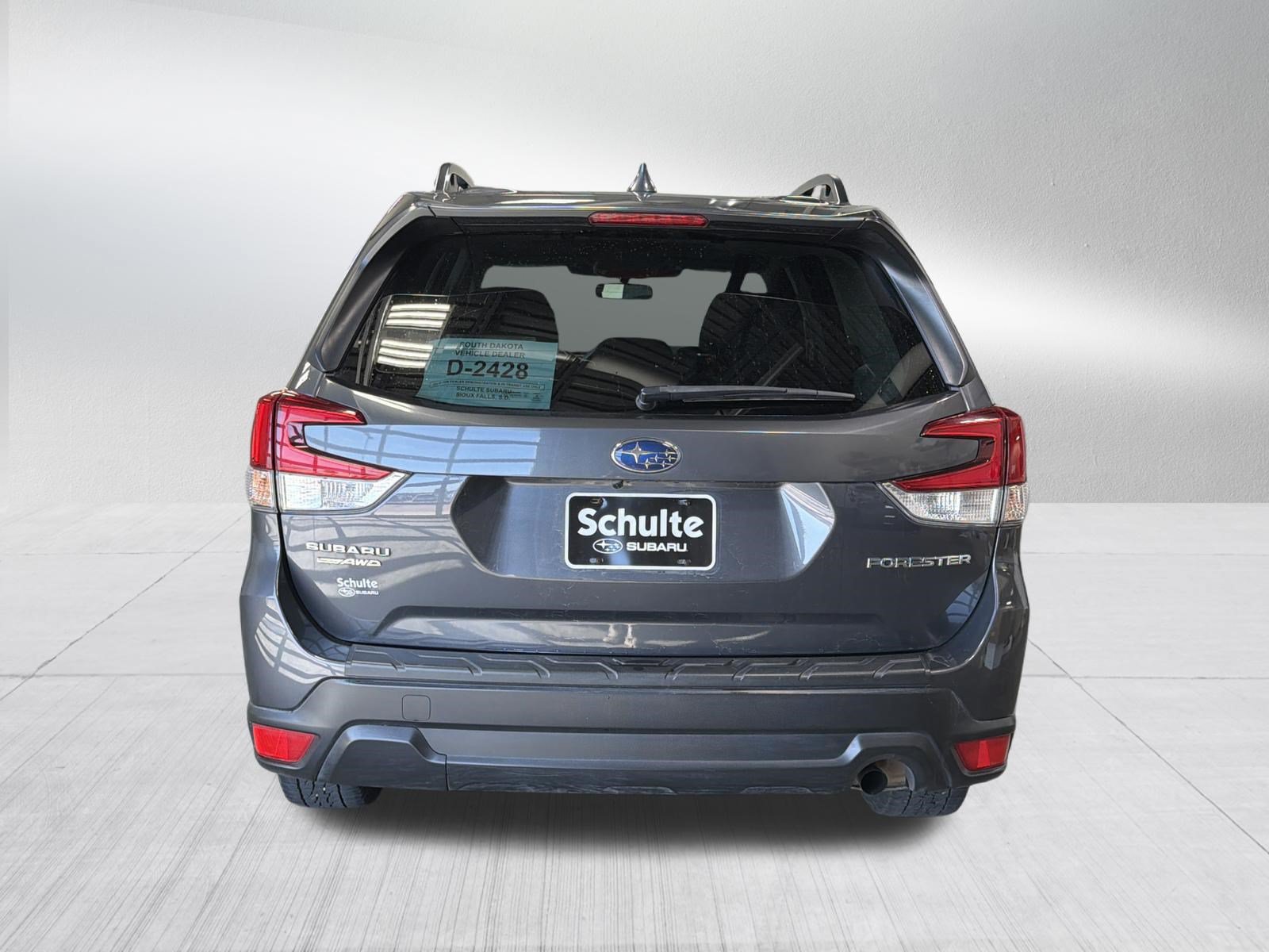 Used 2022 Subaru Forester Premium AWD/4WD image 7
