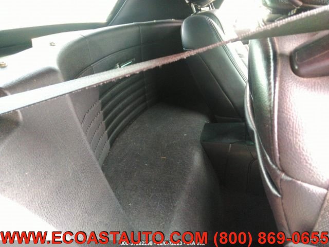 Used 2005 Ford Thunderbird Deluxe RWD image 12