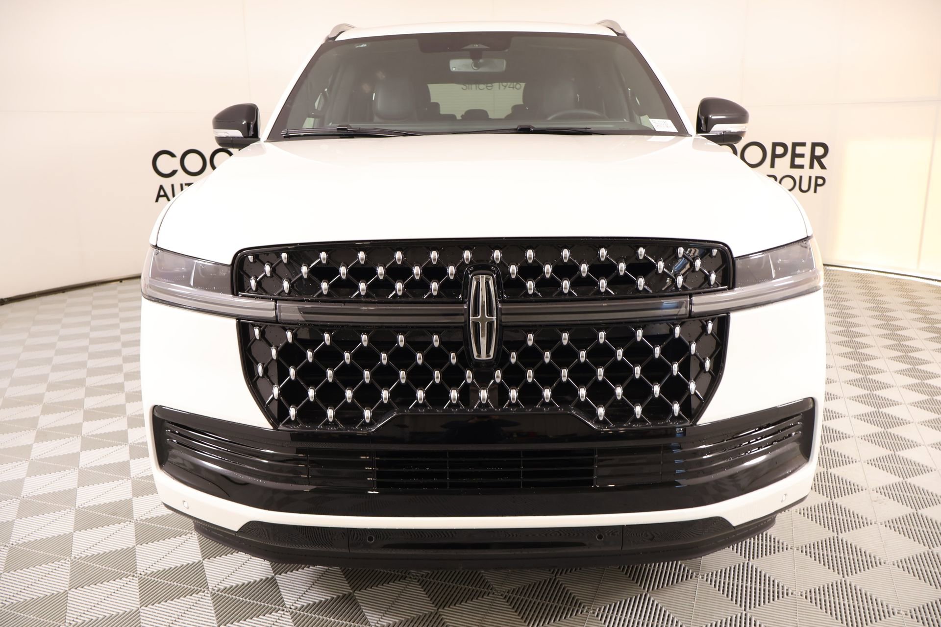 New 2026 Lincoln Navigator L Black Label AWD/4WD image 10