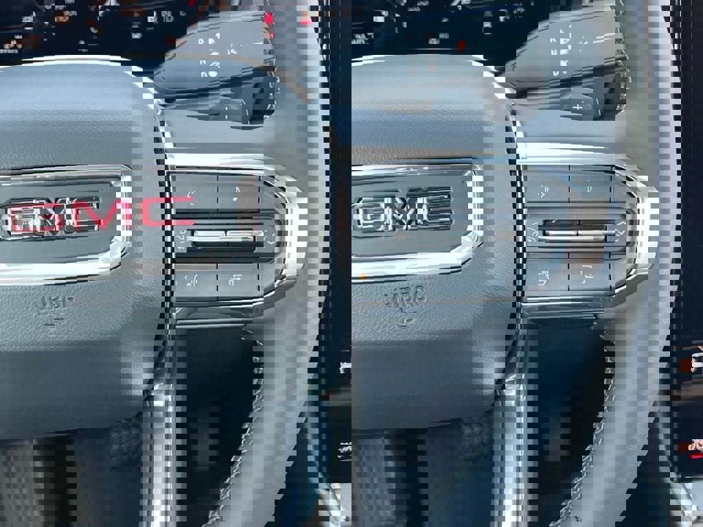 New 2026 GMC Terrain Elevation w/ LPO, Floor Liner Package image 17